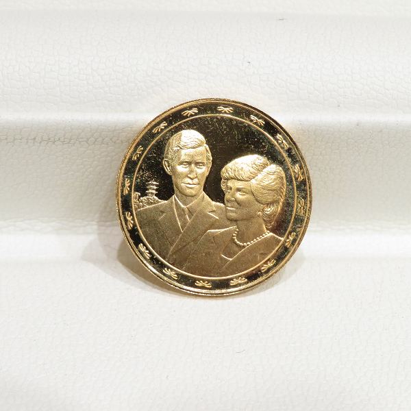 チャールズ皇太子＆ダイアナ妃 訪日記念金メダルをお買取り致しました 