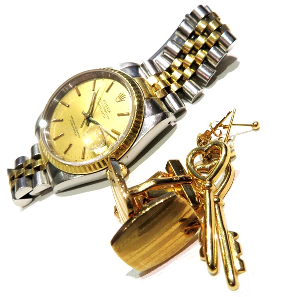 K18 cuffs, K18 earrings, Rolex Datejust watch